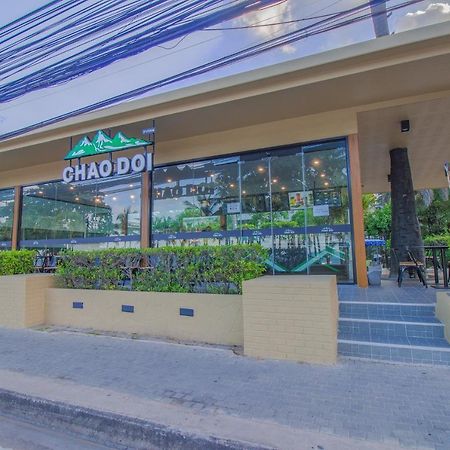 Luxurious Apartment On Jomtien Beach Road Exterior photo